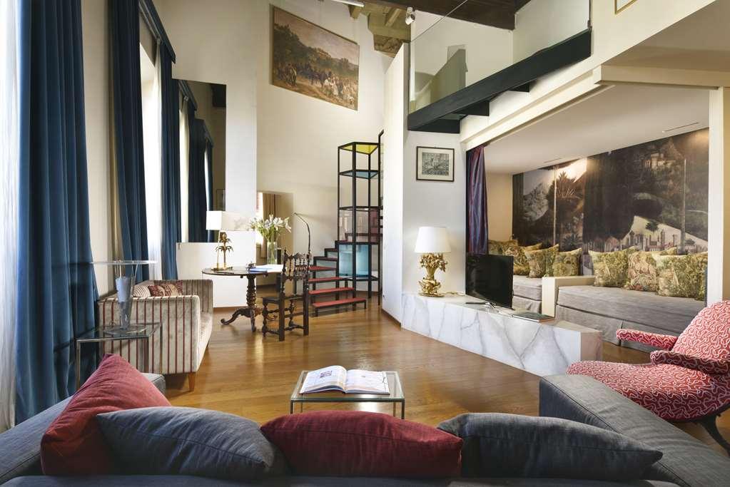 Leone Blu Suites | Una Esperienze Флоренція Номер фото